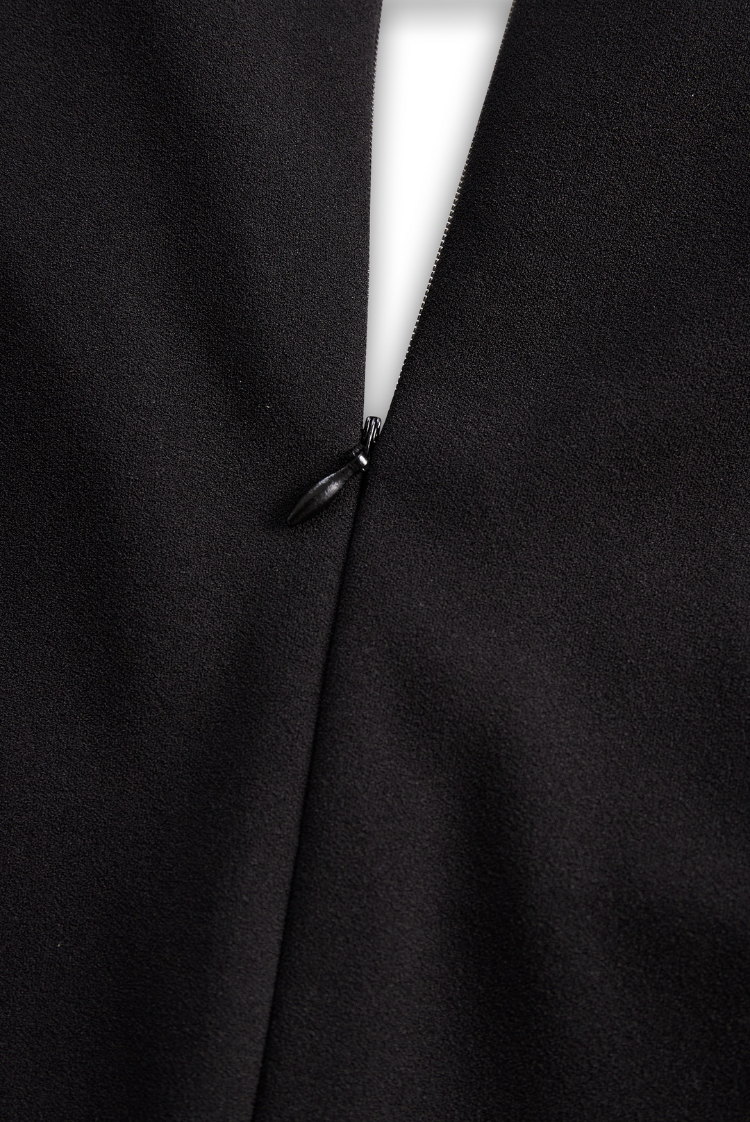 Evelyn | Refined Dress with Belt