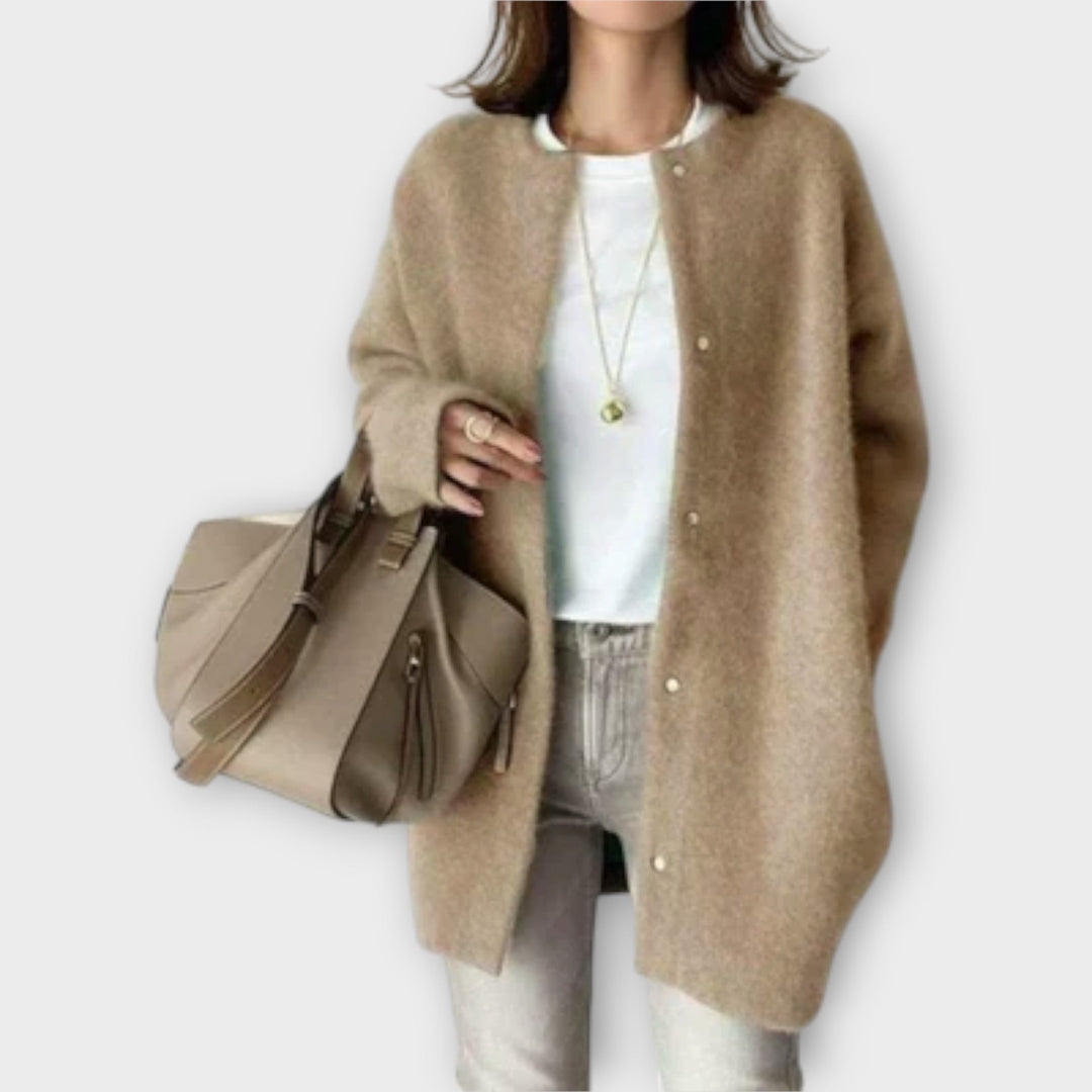 Valeria | Elegant Cardigan