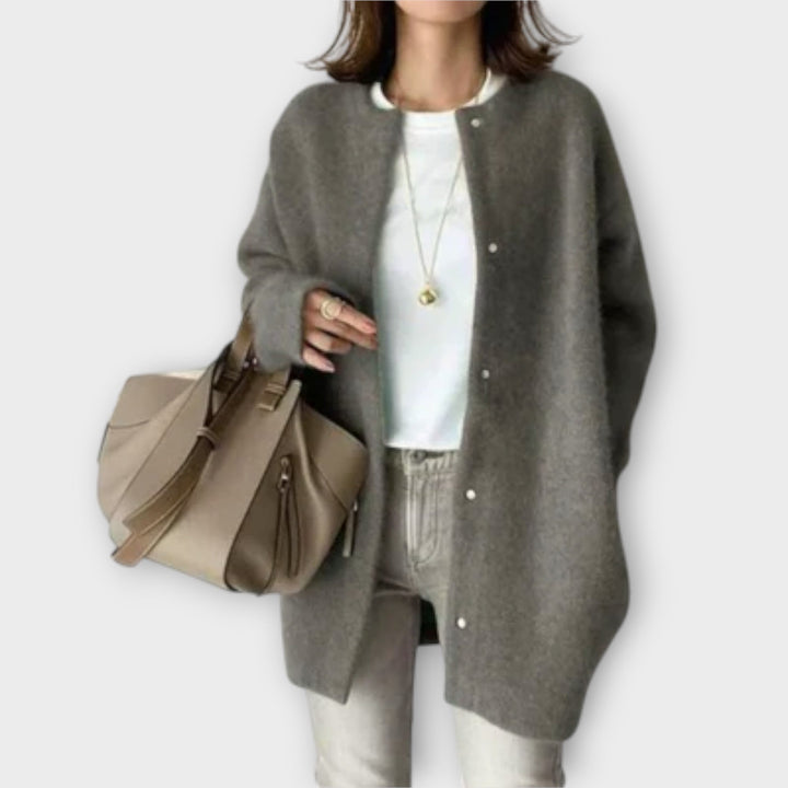 Valeria | Elegant Cardigan