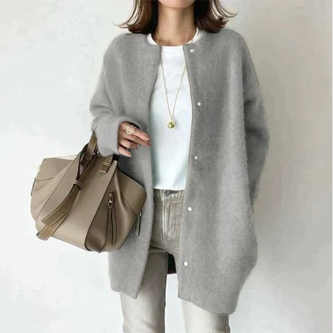 Valeria | Elegant Cardigan