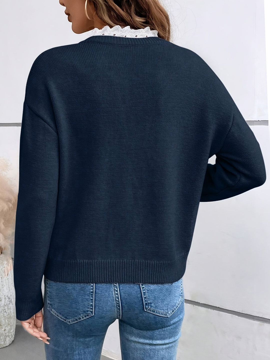 Lacy | V-Neck Jumper