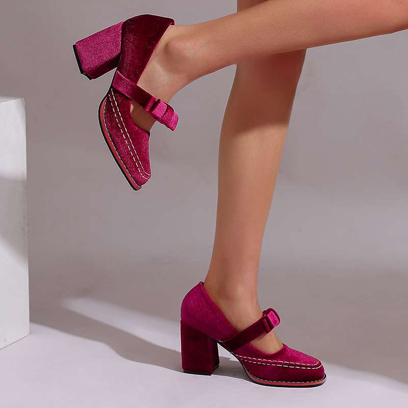 Alyssia | Velvet Loafers