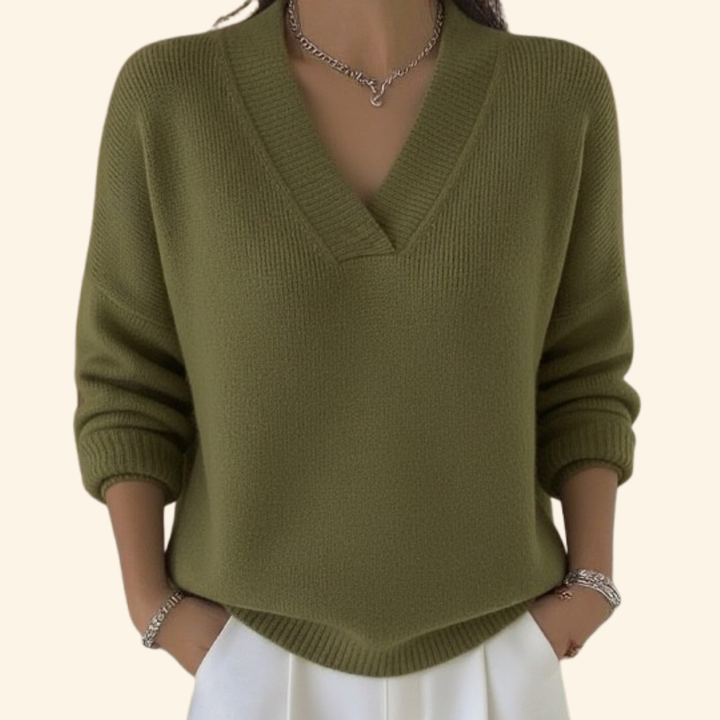 Nory | Soft Knit with V-Neck