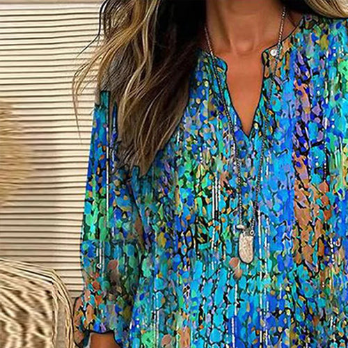 Sasha | Super fashionable green blouse with long sleeves and a V-neck