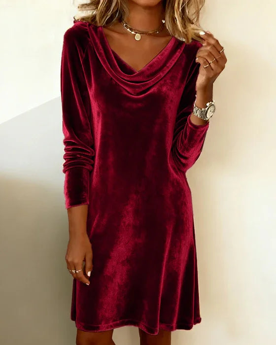 Mary | Luxurious, Soft Velvet Dress
