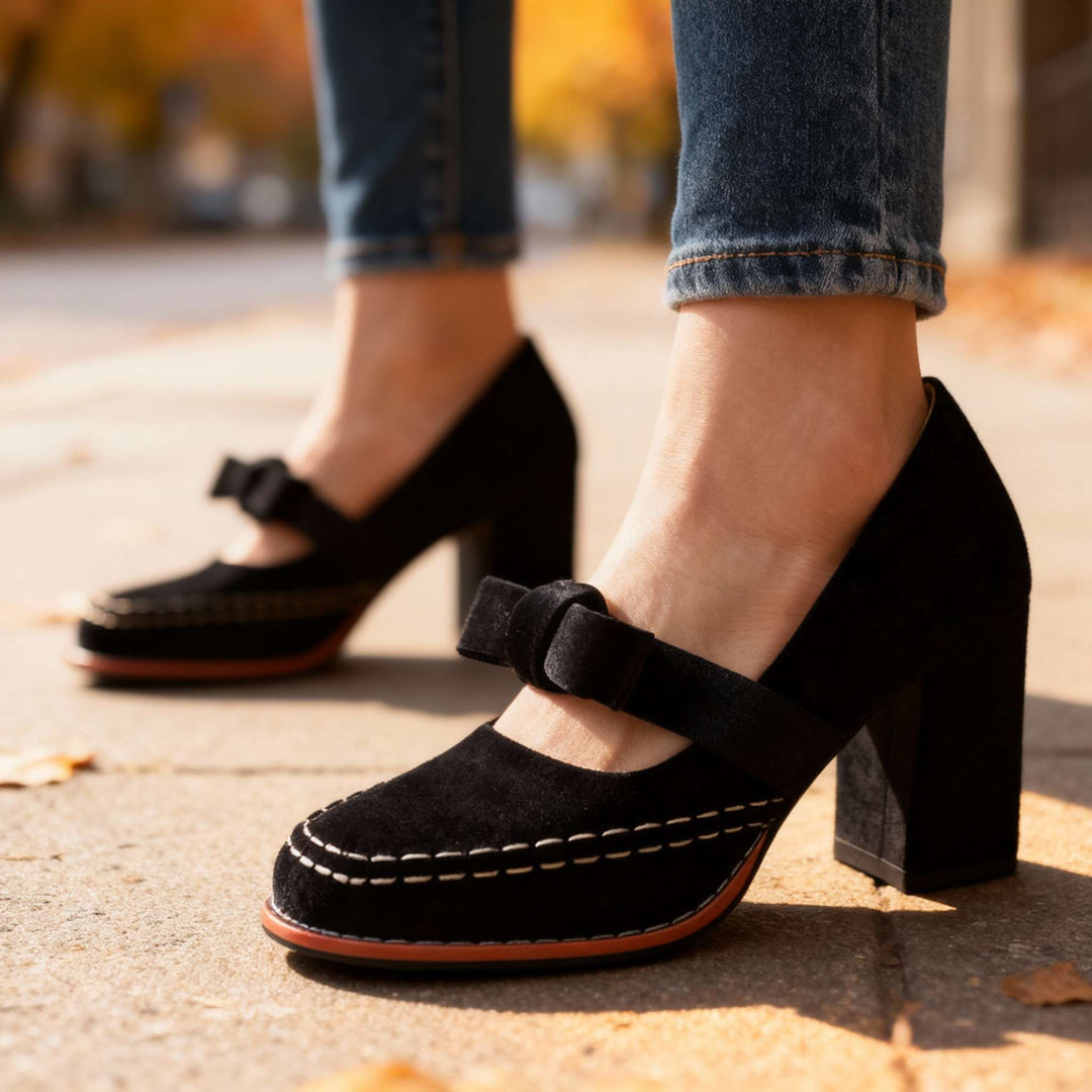 Alyssia | Velvet Loafers