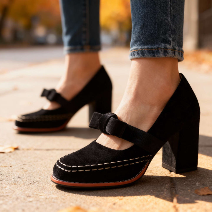 Alyssia | Velvet Loafers
